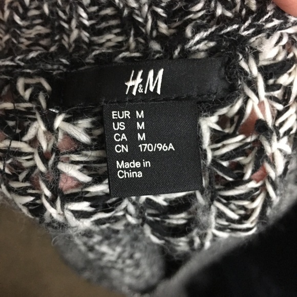 H&M Sweater Dress - Picture 6 of 6